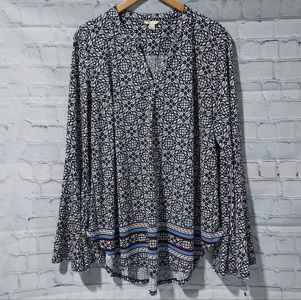 Cato Women's 14 / 16W Stretchy Poly Tunic Top with Flared Bell Sleeves Boho